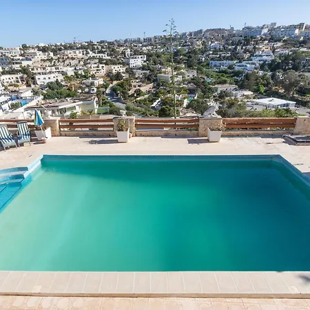 Massive Pool Area With Views, Wifi With Bbq By 360 Estates Mellieħa