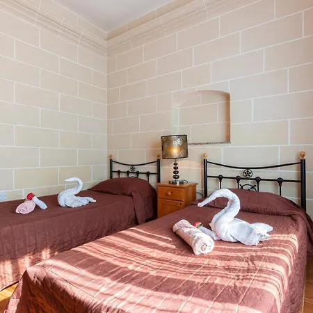 Massive Pool Area With Views, Wifi With Bbq By 360 Estates Apartment Mellieħa