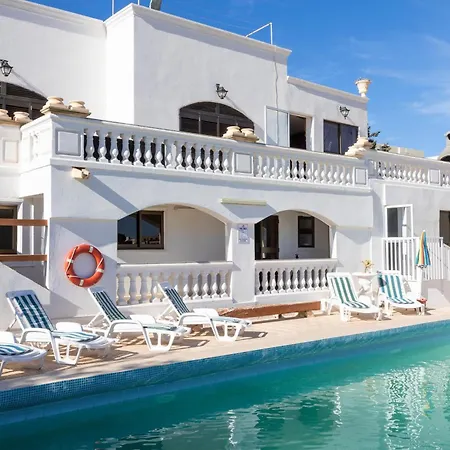 Massive Pool Area With Views, Wifi With Bbq By 360 Estates Apartment *