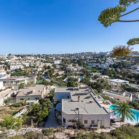 Massive Pool Area With Views, Wifi With Bbq By 360 Estates * Mellieħa