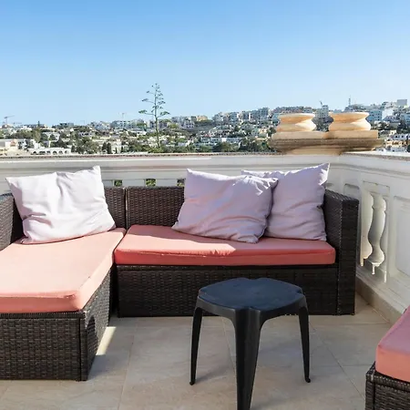 Massive Pool Area With Views, Wifi With Bbq By 360 Estates Mellieħa
