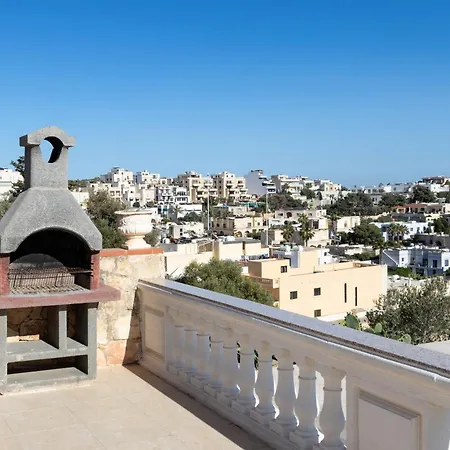 Massive Pool Area With Views, Wifi With Bbq By 360 Estates Daire Mellieħa