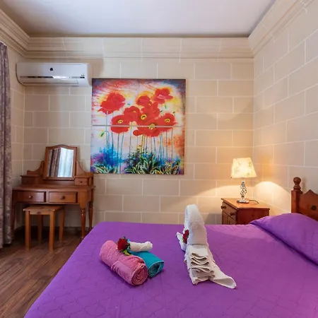 Massive Pool Area With Views, Wifi With Bbq By 360 Estates * Mellieha